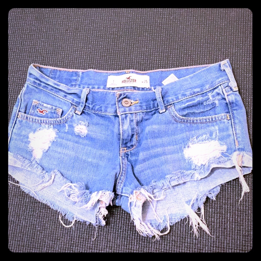 Short Demi